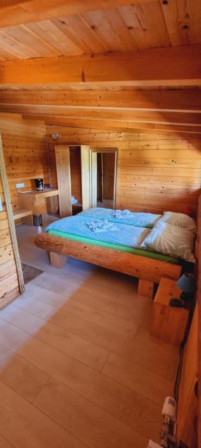 Guest House Mala Prica Zivinice Esterno foto